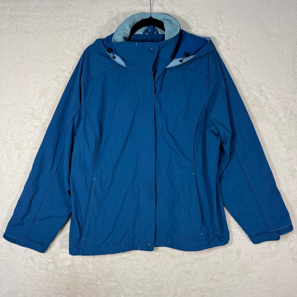 LL Bean Storm Chaser Jacket Women’s Large Blue‎ Nylon Hooded Outdoor Travel